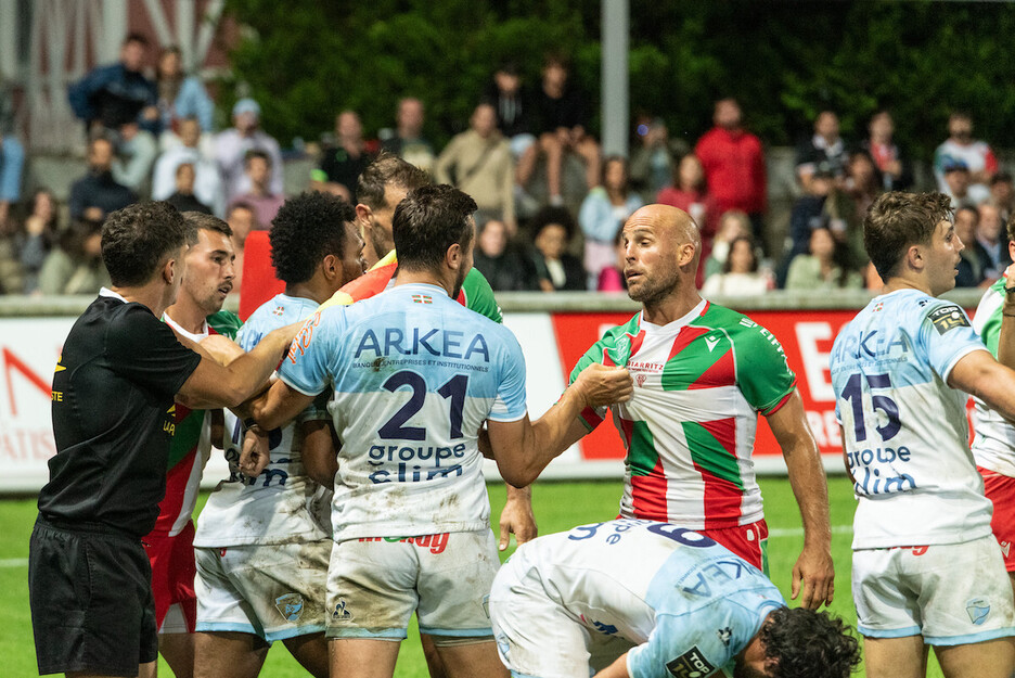 L'Aviron et le B0 se sont retrouvés pour un match presque amical au mois d'août.