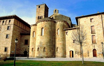 El accidente laboral ha tenido lugar durante unos trabajos de demolición en el monasterio de Leire.