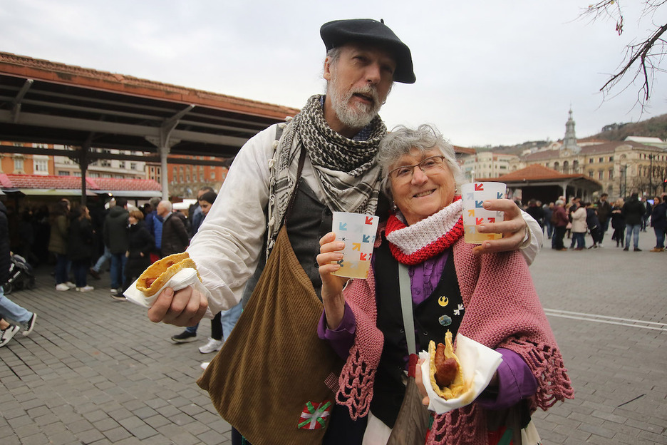 Taloa eta sagardoa, San Tomas eguneko protagonistak.