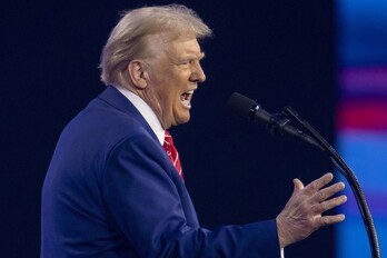 El presidente electo de EEUU, Donald Trump, en su discurso en Phoenix, Arizona.