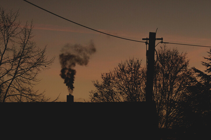 Chimeneas contaminantes en Waldhufen (Alemania).