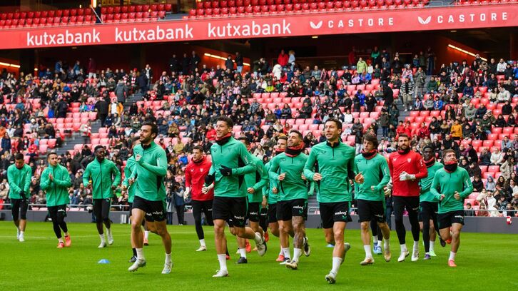 Los rojiblancos han entrenado ante más de 27.000 seguidores y seguidoras.