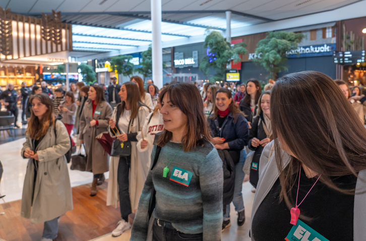 Trabajadoras del textil de Gipuzkoa, en una protesta anterior convocada por ELA. 