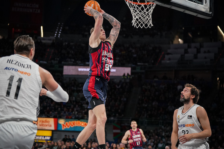 Luka Samanic ha sido de lo más destacado en un Saski Baskonia que ha pagado caro sus errores.