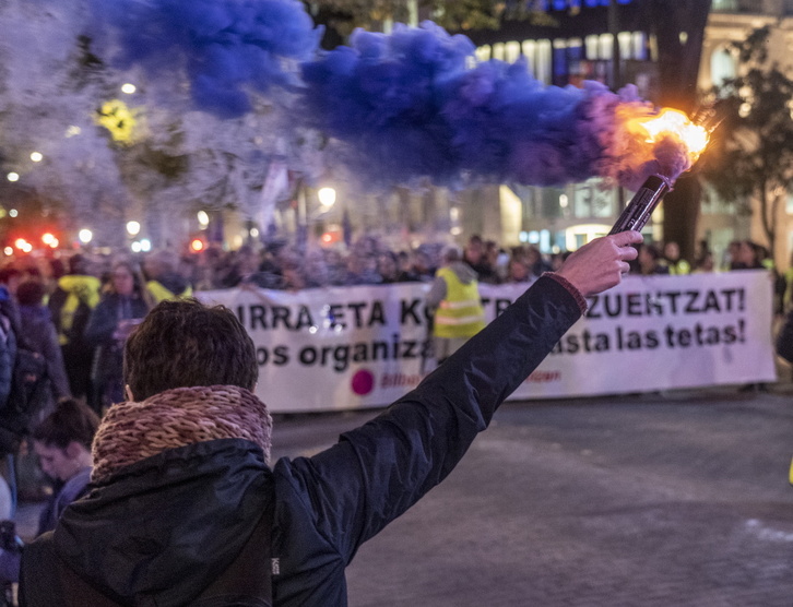 Protestas con motivo del 25 de noviembre, día de lucha contra la violencia contra la mujer.