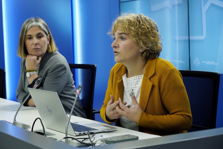 Nerea Kortajarena y Rebeka Ubera, en la comparecencia que han ofrecido este jueves.