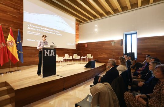 Chivite, en su intervención ante consejeros y directores generales, hoy en Iruñea.