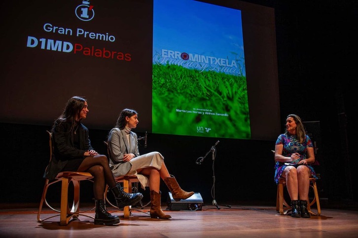 Las autoras de ‘Erromintxela. Senderos y raíces’, en la presentación.