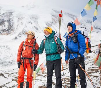 Nima Rinjik, Morok eta Pereirak ezin izan dute estilo alpinoan ekinaldi bat egin Manaslun.