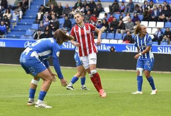 Sanadri, en una imagen del amistoso entre Athletic y Alavés de la temporada pasada.