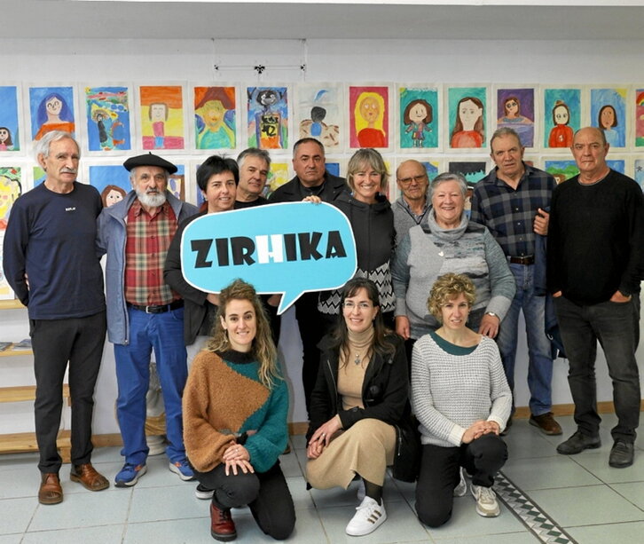 Egañak eta Agirrek babestu dute ZirHika.