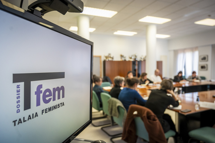 Donostiako EHUko Enpresa eta Ekonomia fakultatean asteazken honetan egindako bilkura.