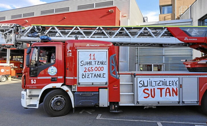 Los bomberos de Donostia reclaman un incremento de la plantilla.