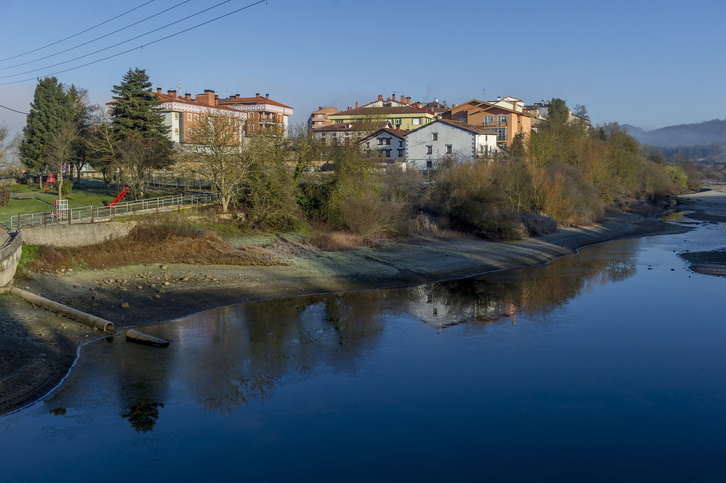 Tres concejales de Arratzua-Ubarrundia han dimitido ante la imposición de la planta solar.