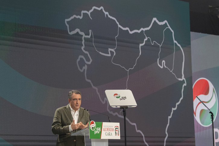 Aitor Esteban, en su discurso en el Atano.