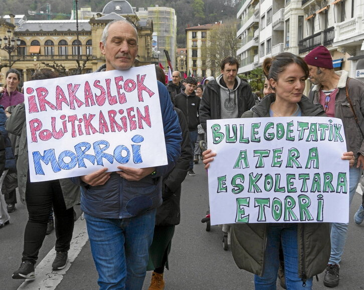 Docentes en una de las manifestaciones que han tenido lugar estos días pasados.