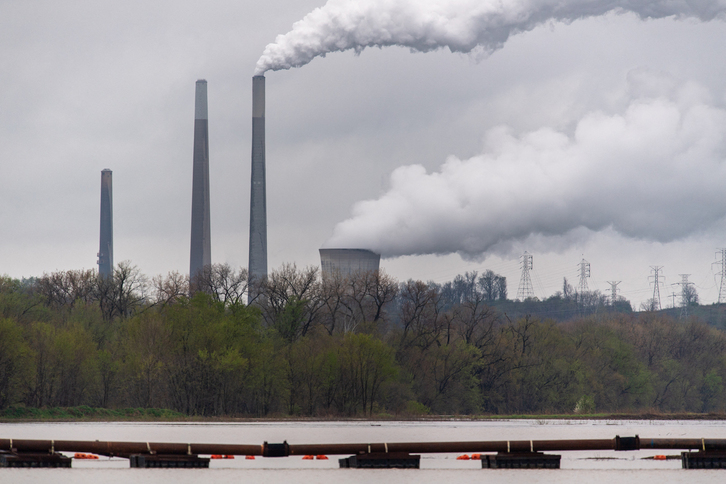 Polución generada por una planta en Cincinnati (Ohio).