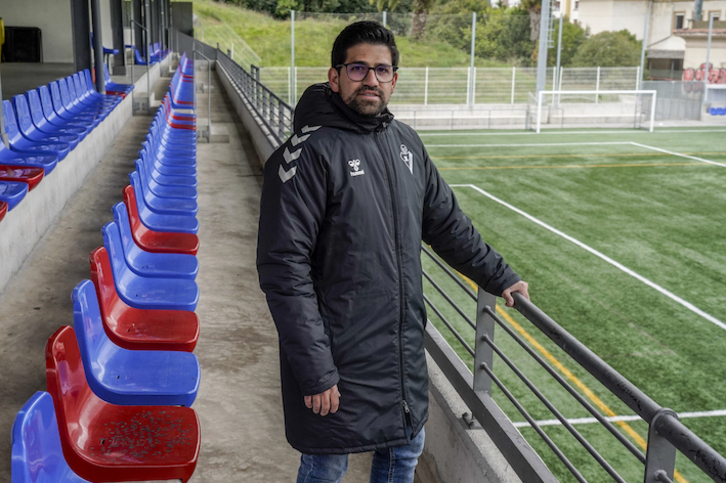 Jordi Torres posa en Ipurua.