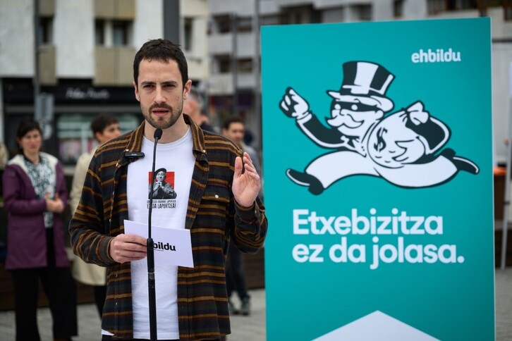 Xabier Ruiz de Larramendi, Gasteizko EH Bilduko zinegotzia.