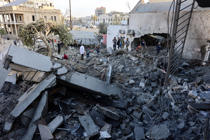 Estado en el que ha quedado el hospital tras el bombardeo israelí.