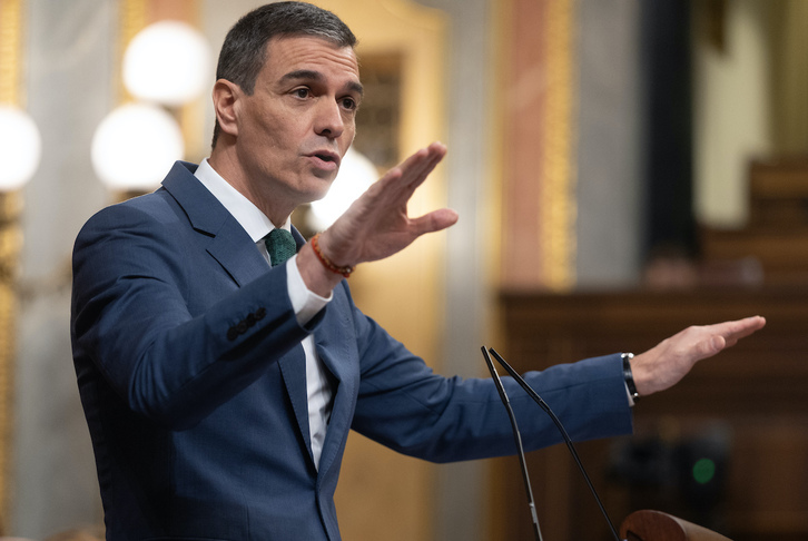 Sánchez pide calma en el debate sobre el incremento del gasto militar.