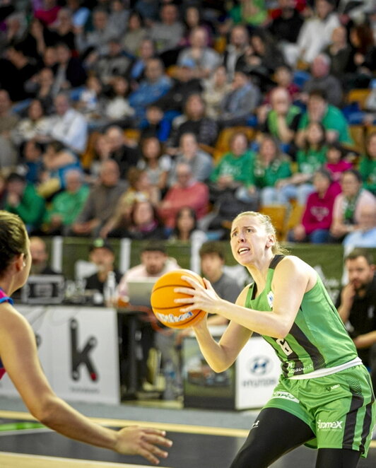 Mendizorrotza ha impulsado a Araski.