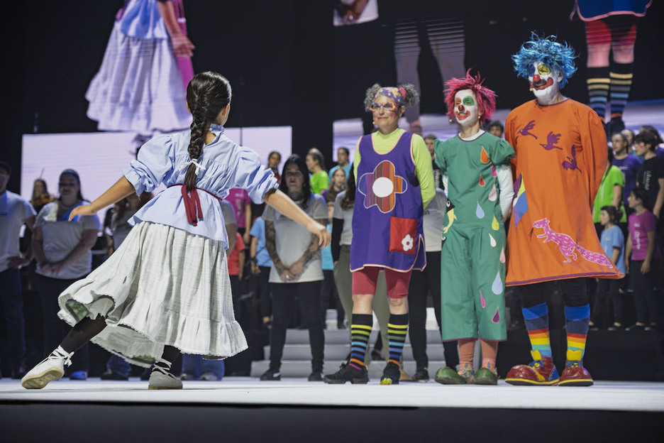 Agurra, Marimotots, Pirritx eta Porrotxentzat. Agurra, Marimotots, Pirritx eta Porrotxentzat.