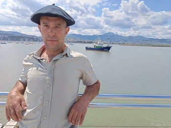 Aritz Martinez, Hendaiako 'Atalaia Berria' ontziko eskifaiko kidea.
