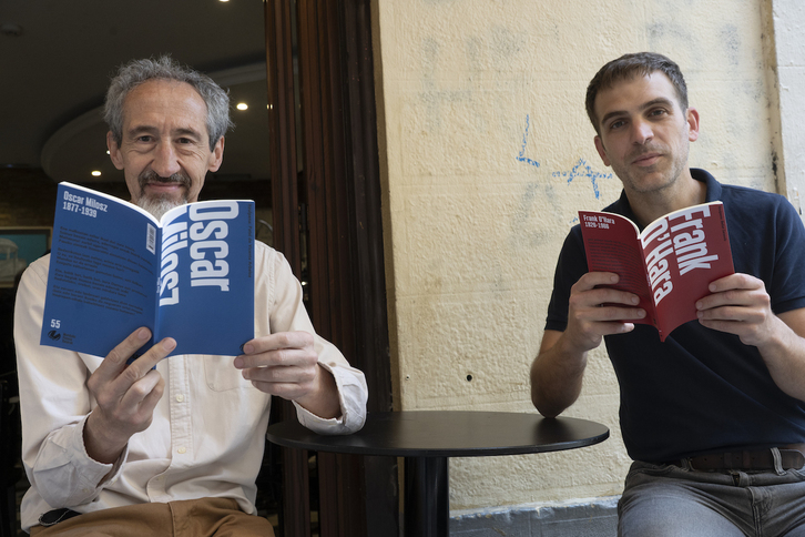 Patxi de Vicente eta Beñat Sarasola, itzulpenekin.