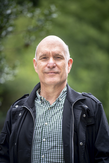 Imanol Larrea, Soziolinguistika Klusterreko zuzendaria.